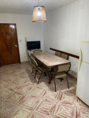 Departamento a tres cuadras del mar y a una de la peatonal